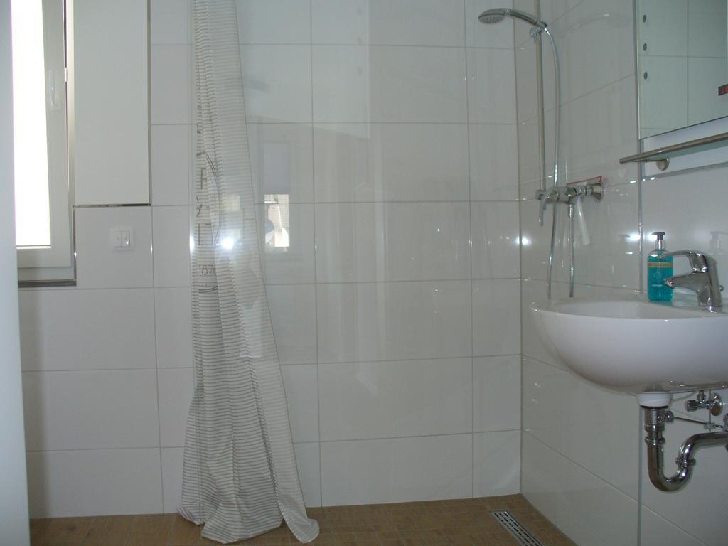 Ferienwohnung Rheinaue Cologne Luaran gambar